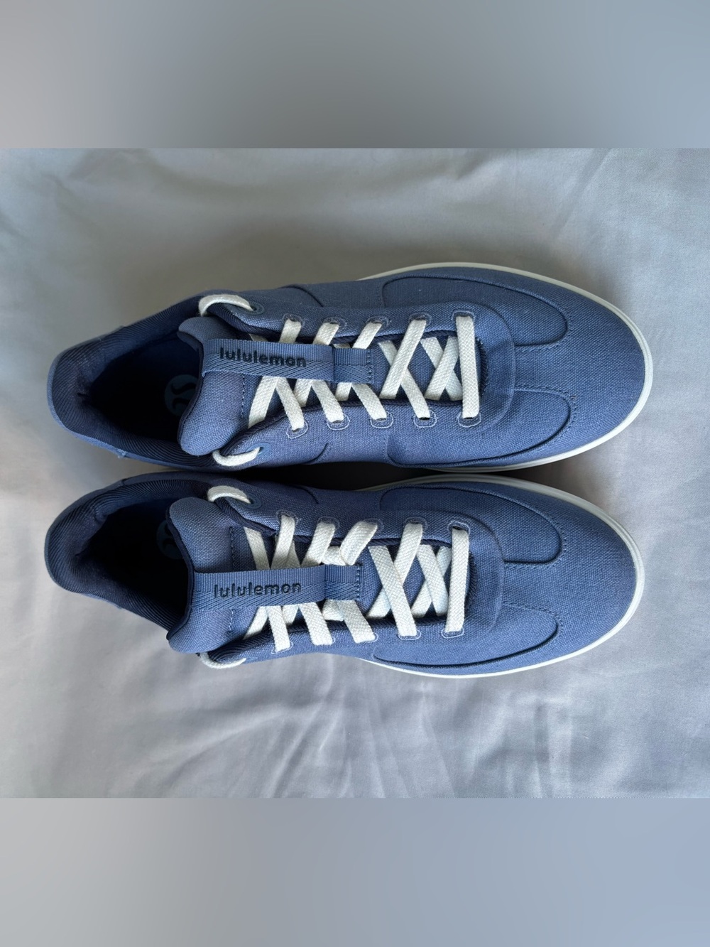 lululemon athletica Blue and White Women's Athletic Sneakers Size 9 - Picture 4 of 7